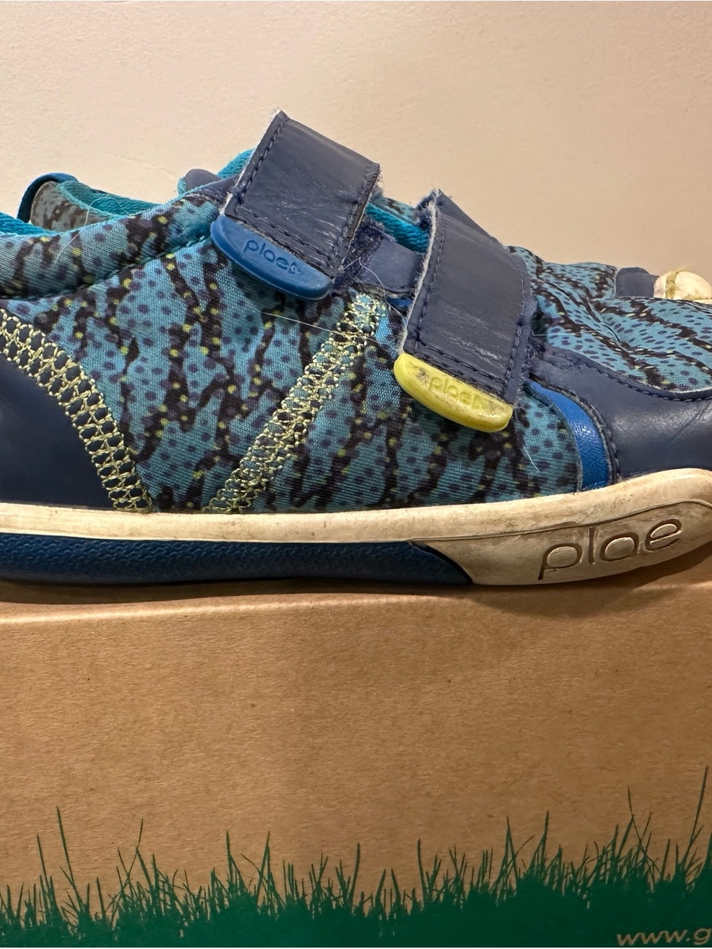 PLAE Kids Navy Patterned Velcro Sneakers